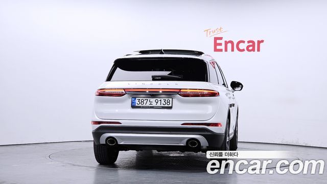 Lincoln Corsair 2.0 Reserve AWD 2021 — фото 4