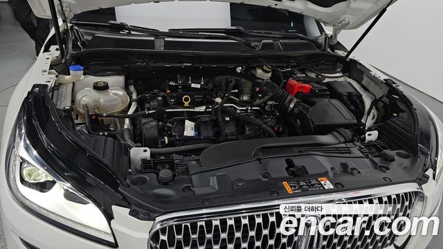 Lincoln Corsair 2.0 Reserve AWD 2021 — фото 6