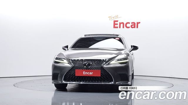 Lexus LS500 (V) 3.5 Luxury AWD 2021 — фото 3