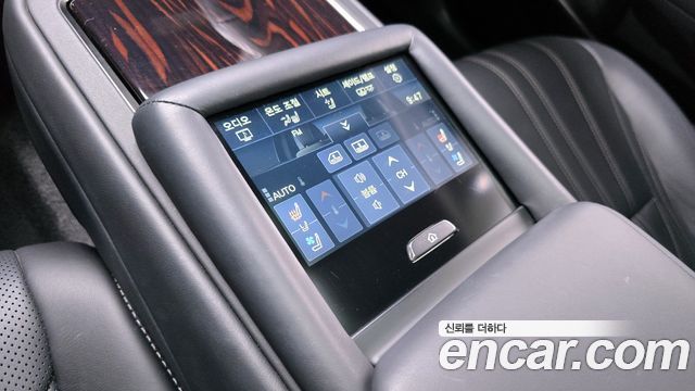 Lexus LS500 (V) 3.5 Luxury AWD 2021 — фото 16