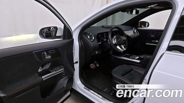 Mercedes-Benz GLA-Class (H247) GLA45 AMG 4MATIC+ 2023 — фото 7
