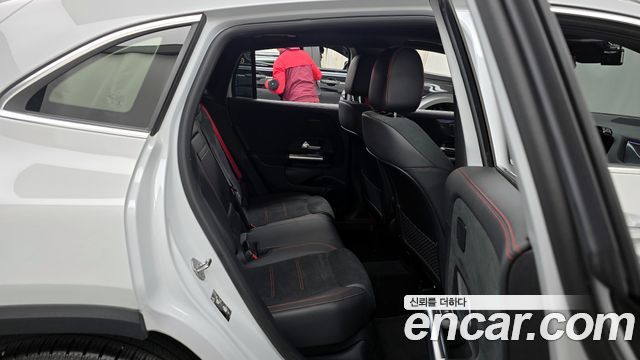 Mercedes-Benz GLA-Class (H247) GLA45 AMG 4MATIC+ 2023 — фото 9