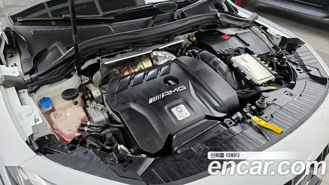 Mercedes-Benz GLA-Class (H247) GLA45 AMG 4MATIC+ 2023 — фото 21