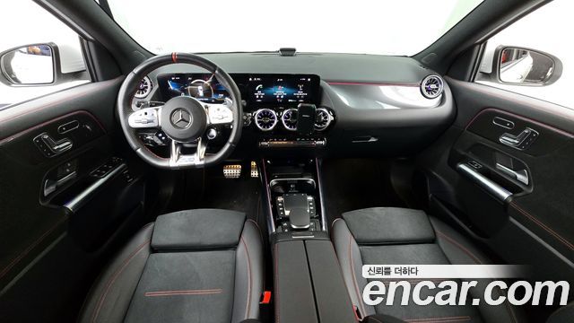 Mercedes-Benz GLA-Class (H247) GLA45 AMG 4MATIC+ 2023 — фото 22