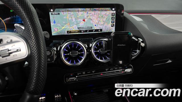 Mercedes-Benz GLA-Class (H247) GLA45 AMG 4MATIC+ 2023 — фото 25