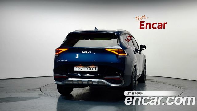 Kia Sportage (V) Diesel 2.0 2WD Prestige 2022 — фото 4