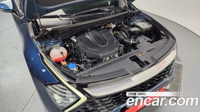 Kia Sportage (V) Diesel 2.0 2WD Prestige 2022 — фото 6