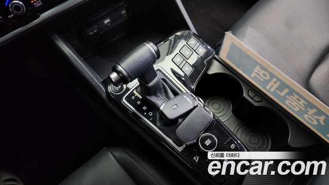 Kia Sportage (V) Diesel 2.0 2WD Prestige 2022 — фото 9