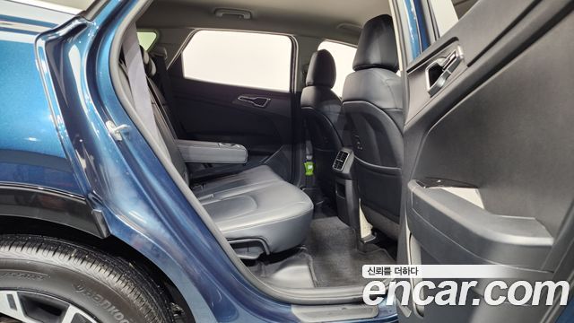 Kia Sportage (V) Diesel 2.0 2WD Prestige 2022 — фото 12