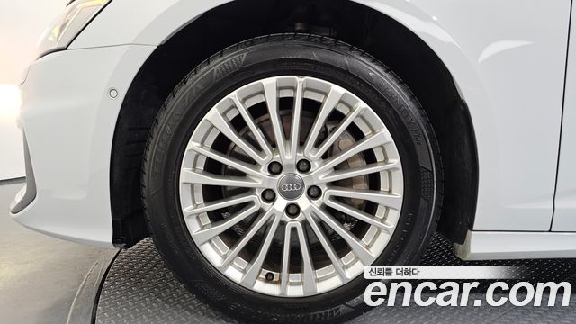 Audi A6 (C8) 45 TFSI Quattro Premium 2020 — фото 5