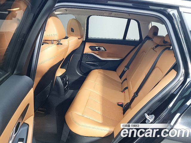 BMW 3 Series (G20) 320i Touring 2023 — фото 9