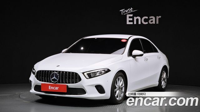 Mercedes-Benz A-Class (W177) A220 Sedan