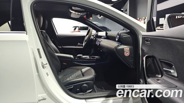 Mercedes-Benz A-Class (W177) A220 Sedan 2020 — фото 10