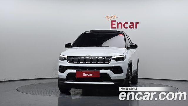 Jeep Compass (II) 2.4 Limitied AWD 2022 — фото 3