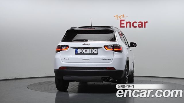 Jeep Compass (II) 2.4 Limitied AWD 2022 — фото 4