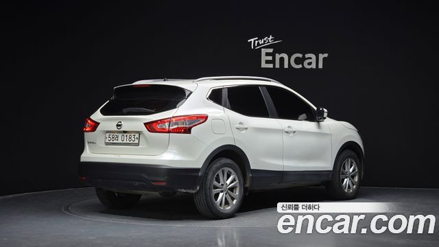 Nissan Qashqai (II) 1.6 SL 2016 — фото 2