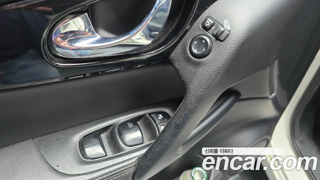 Nissan Qashqai (II) 1.6 SL 2016 — фото 18