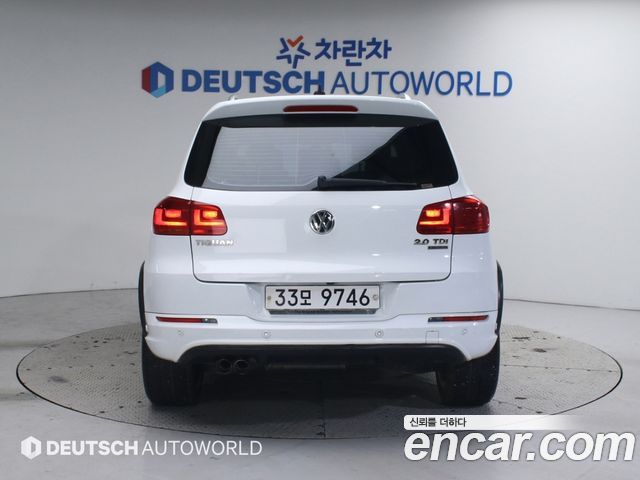 Volkswagen Tiguan 2.0 TDI R-Line 5N 2014 — фото 4