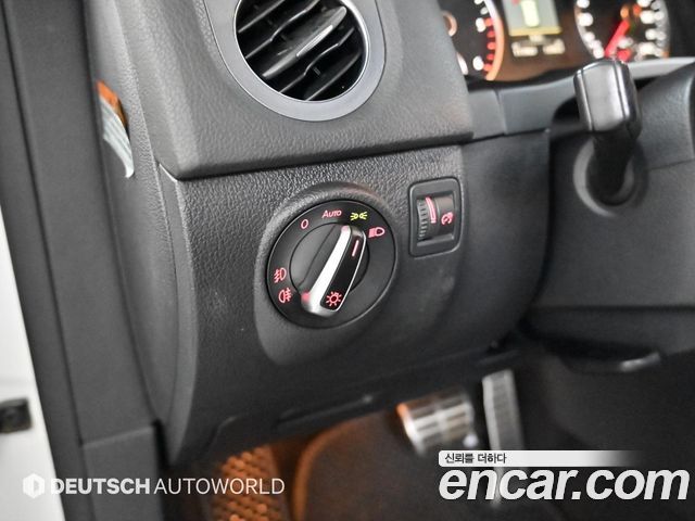 Volkswagen Tiguan 2.0 TDI R-Line 5N 2014 — фото 20