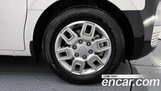 Hyundai Staria Cargo 5-Seater Modern 2023 — фото 5