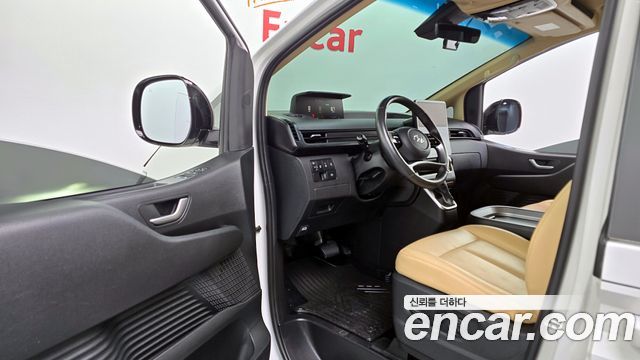 Hyundai Staria Cargo 5-Seater Modern 2023 — фото 11