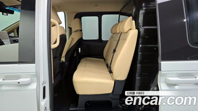 Hyundai Staria Cargo 5-Seater Modern 2023 — фото 12
