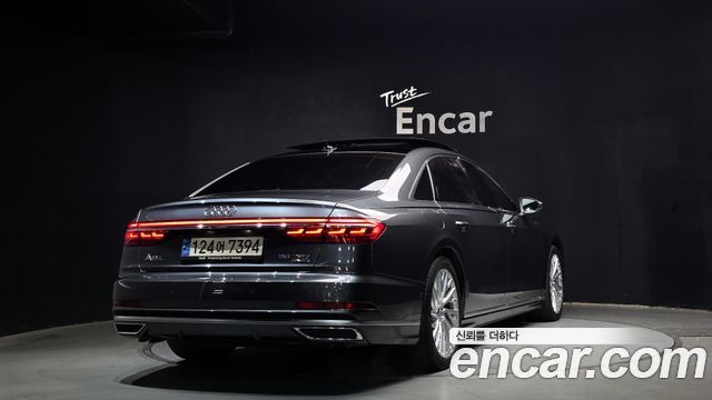 Audi A8 (D5) 55 TFSI Quattro LWB 2021 — фото 2