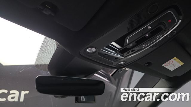 Audi Q8 (4M) 55 TFSI Quattro Premium 2021 — фото 23