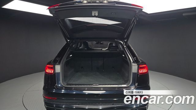 Audi Q8 (4M) 55 TFSI Quattro Premium 2021 — фото 24