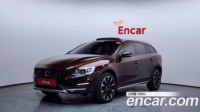 Volvo V60 Cross Country T5 AWD