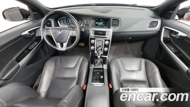 Volvo V60 Cross Country T5 AWD 2016 — фото 7