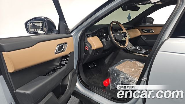 Land Rover Range Rover Velar 3.0 P400 Dynamic HSE 2025 — фото 10
