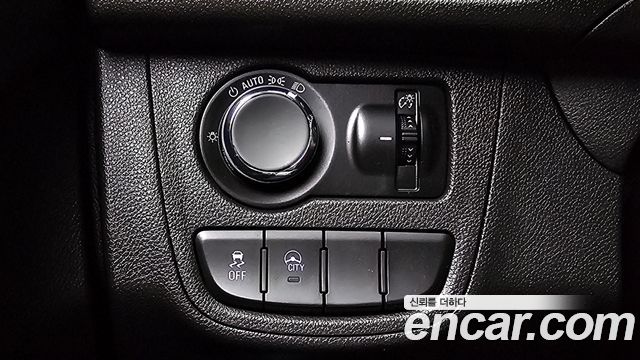 Chevrolet Spark LT 2021 — фото 15