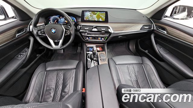 BMW 5 Series (G30) 530i xDrive Luxury Plus 2018 — фото 7