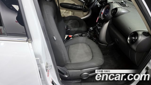 MINI Cooper D Countryman SE 1st 2014 — фото 12