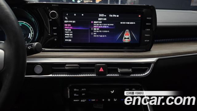 Kia K5 Hybrid (III) Signature 2023 — фото 14