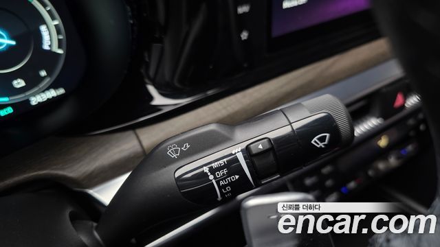 Kia K5 Hybrid (III) Signature 2023 — фото 16