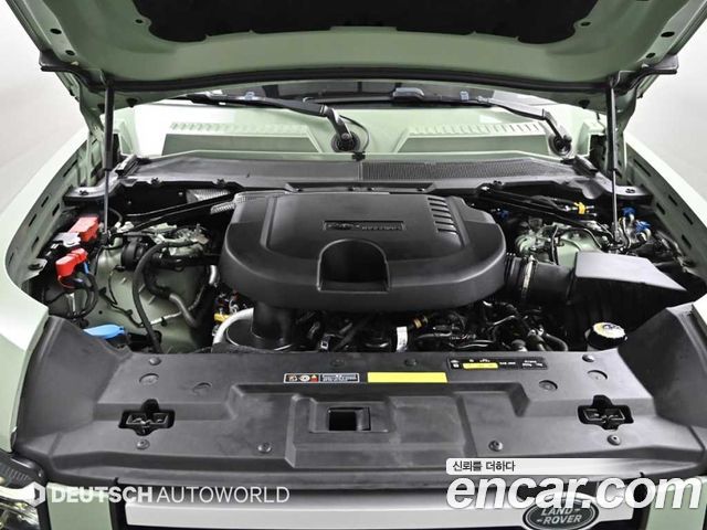 Land Rover Defender (L663) 110 D300 75th Edition 2023 — фото 6