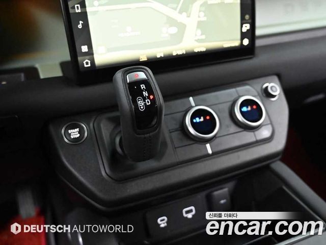 Land Rover Defender (L663) 110 D300 75th Edition 2023 — фото 9