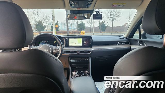 Kia K5 Hybrid (III) Noblesse 2023 — фото 8