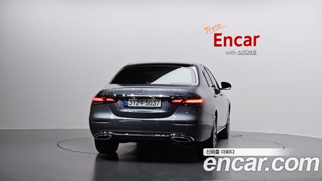 Mercedes-Benz E-Class (W213) E450 4MATIC Exclusive 2021 — фото 4
