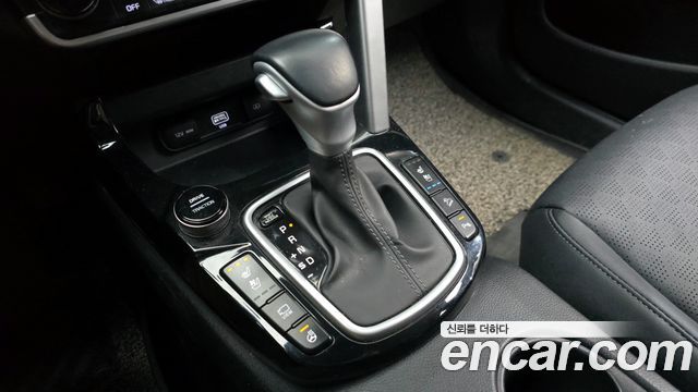 Kia Seltos Gasoline 1.6 Turbo 2WD Signature 2023 — фото 9
