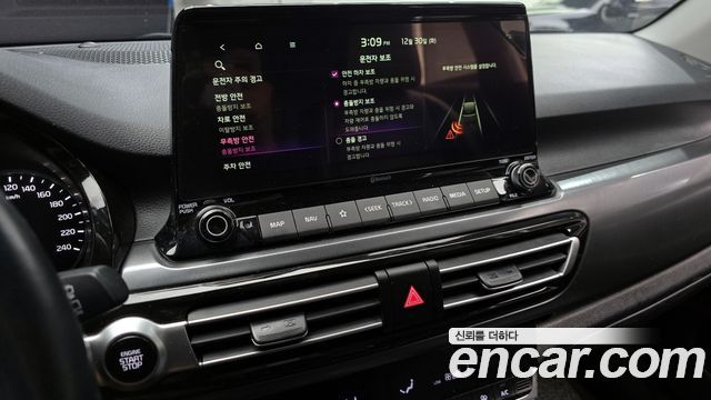 Kia Seltos Gasoline 1.6 Turbo 2WD Signature 2023 — фото 16
