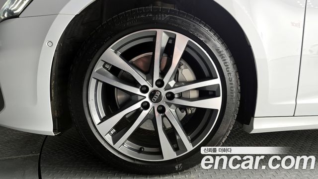 Audi A6 (C8) 45 TFSI Premium 2023 — фото 5