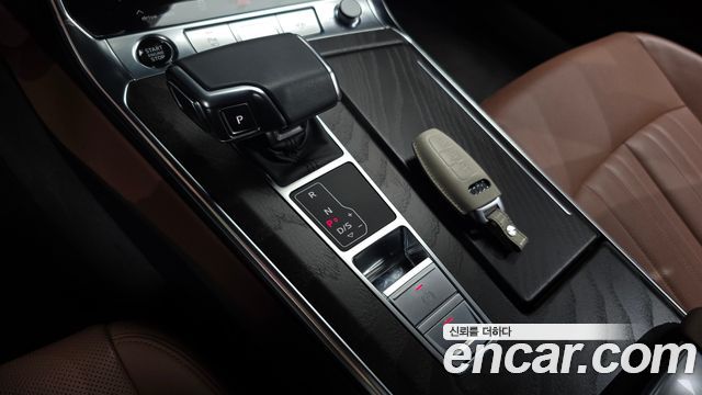 Audi A6 (C8) 45 TFSI Premium 2023 — фото 9
