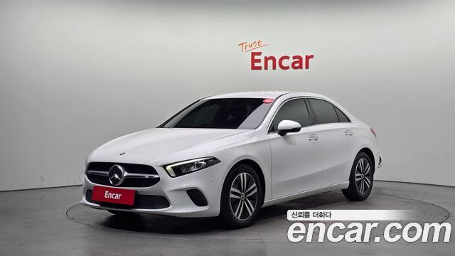 Mercedes-Benz A-Class (W177) A220 Sedan