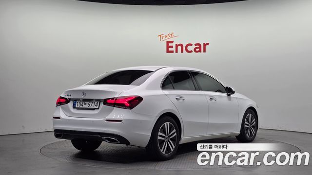 Mercedes-Benz A-Class (W177) A220 Sedan 2021 — фото 2