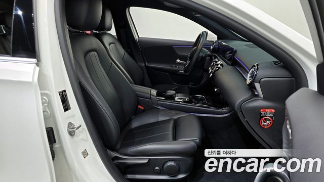 Mercedes-Benz A-Class (W177) A220 Sedan 2021 — фото 12