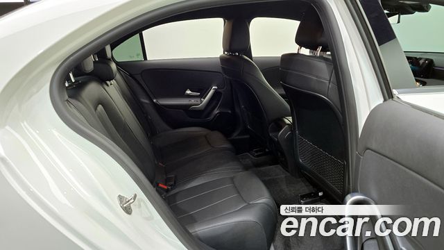Mercedes-Benz A-Class (W177) A220 Sedan 2021 — фото 13