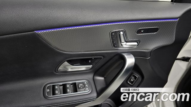 Mercedes-Benz A-Class (W177) A220 Sedan 2021 — фото 14